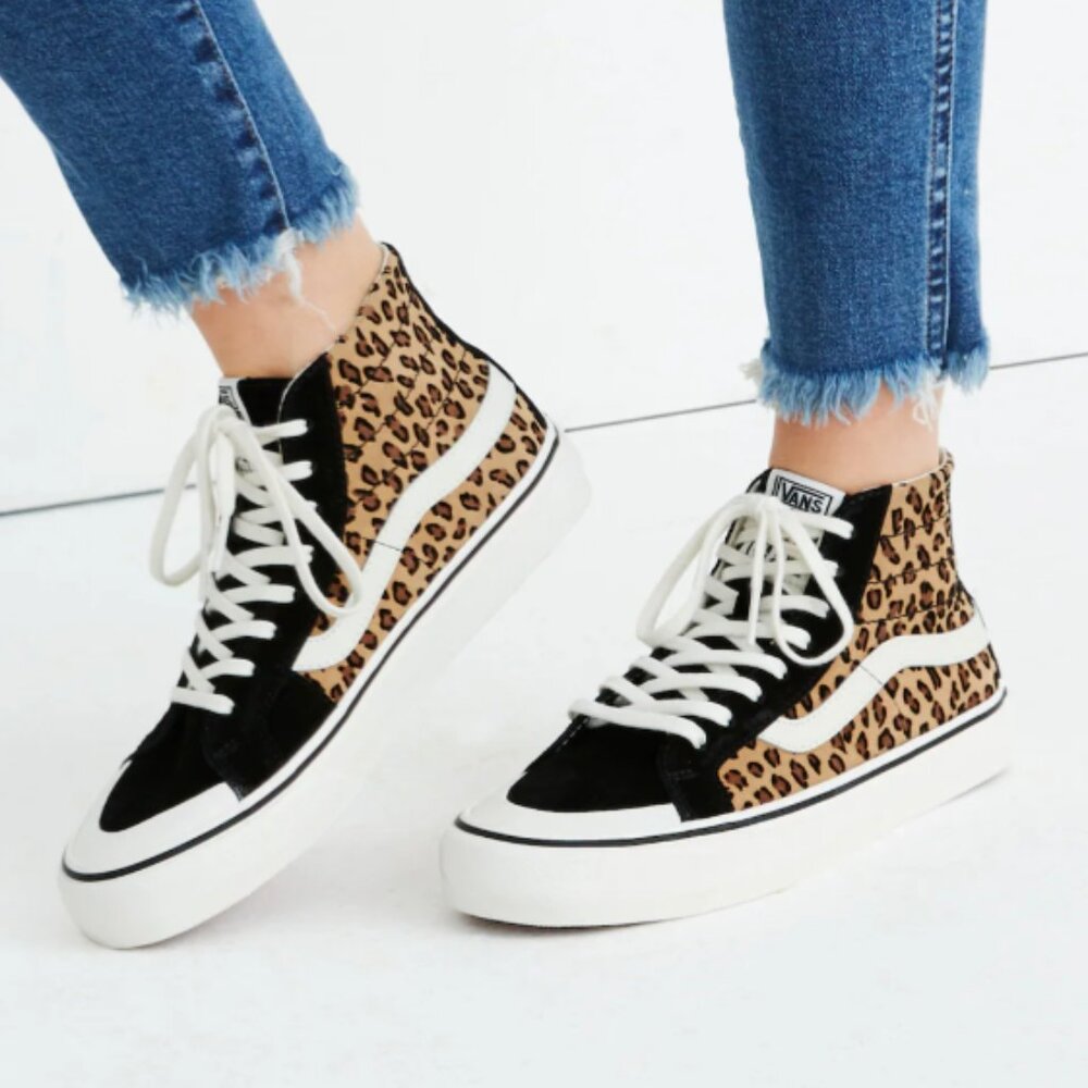 Vans Unisex SK8-HI 138 Decon SF High-Top Sneakers in Leopard Colorblock Suede